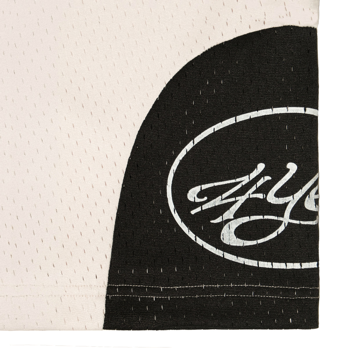 Signature Mesh Short - Ivory/Black