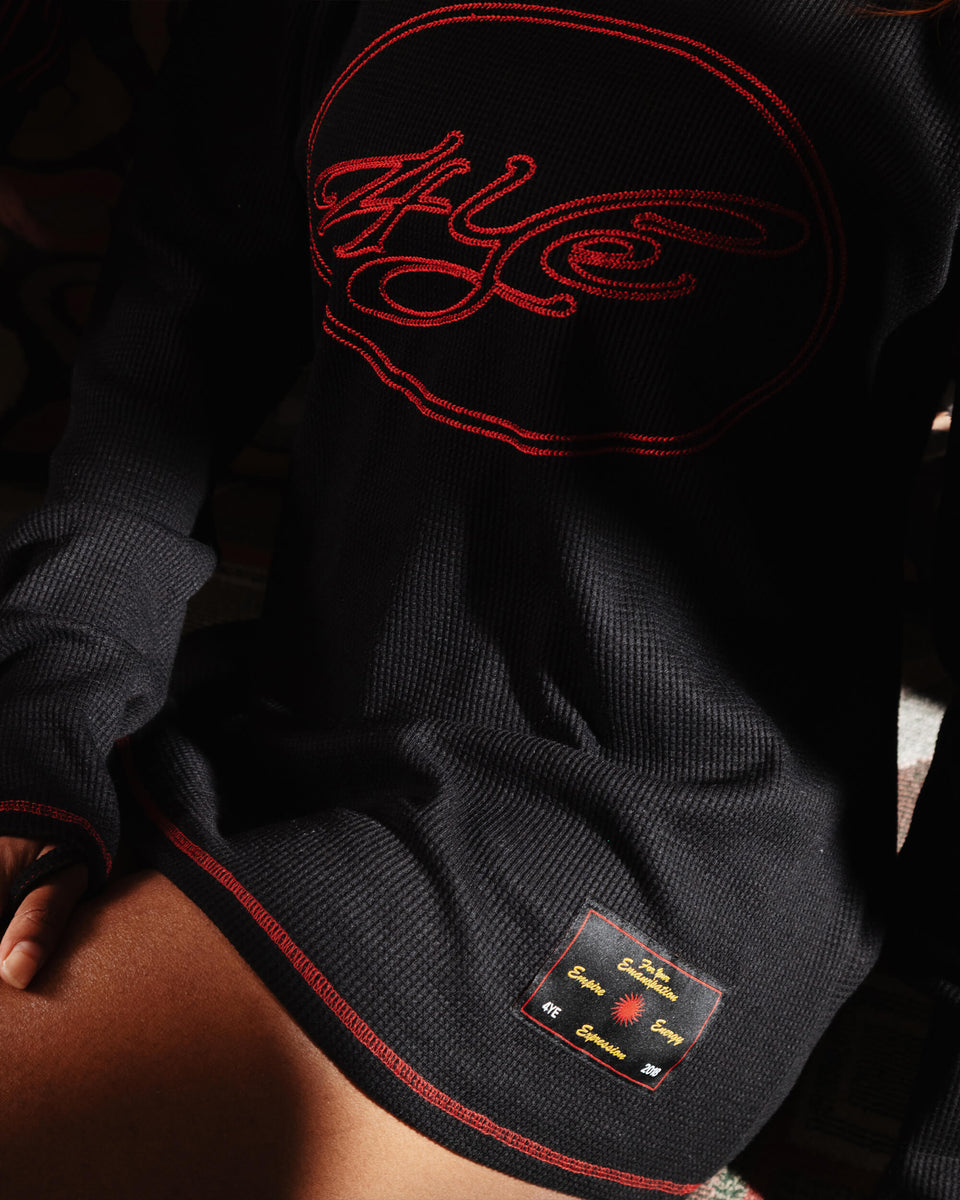 Signature Waffle Top - Black/Red